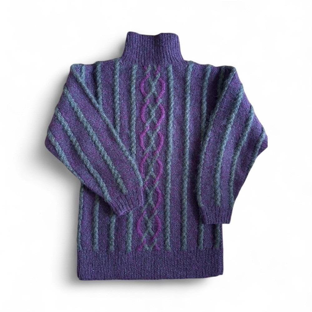 Ellen Tracy by Neiman Marcus women Turtleneck Sweater in Purple and Green Small